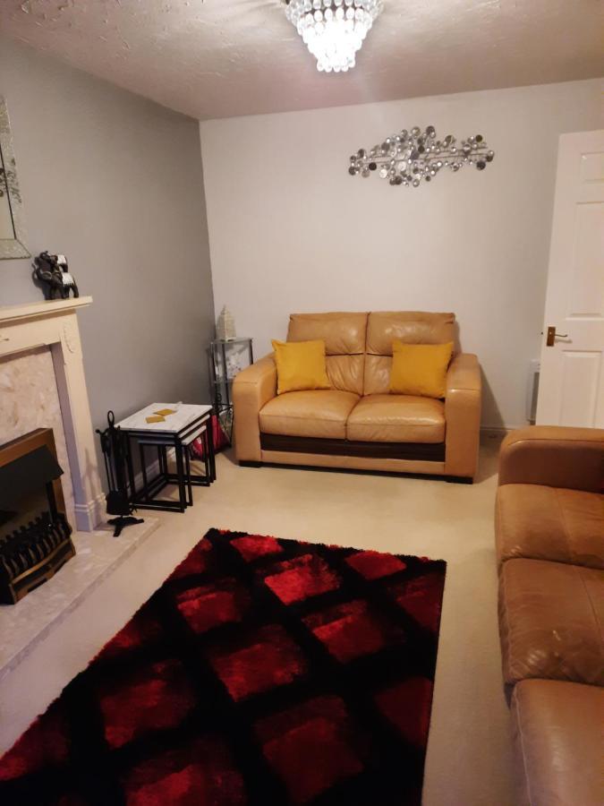 Appartement Redmire - 2 Bed 1St Floor Flat Overlooking Green à Darlington  Extérieur photo
